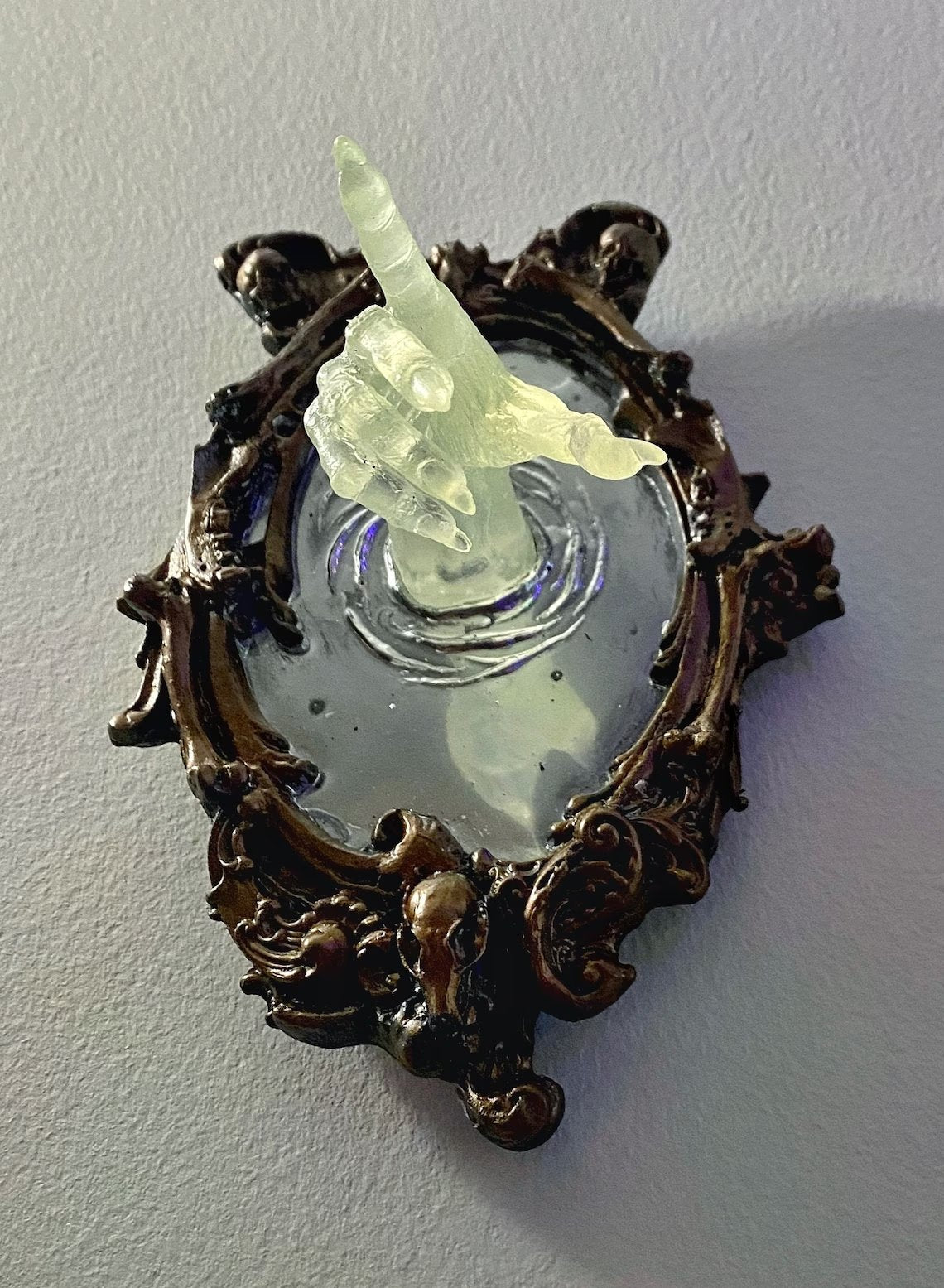👻Ghost in the Mirror