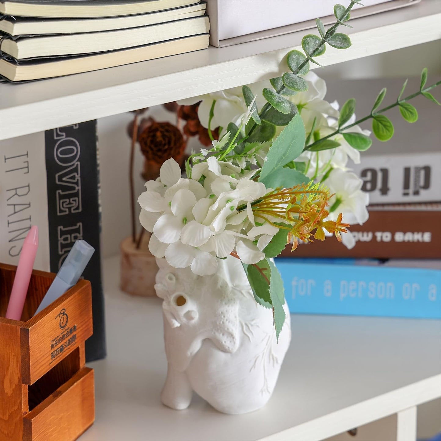 White Heart Irregular Creative Art Vase(BUY 4 Pcs Free Shipping)
