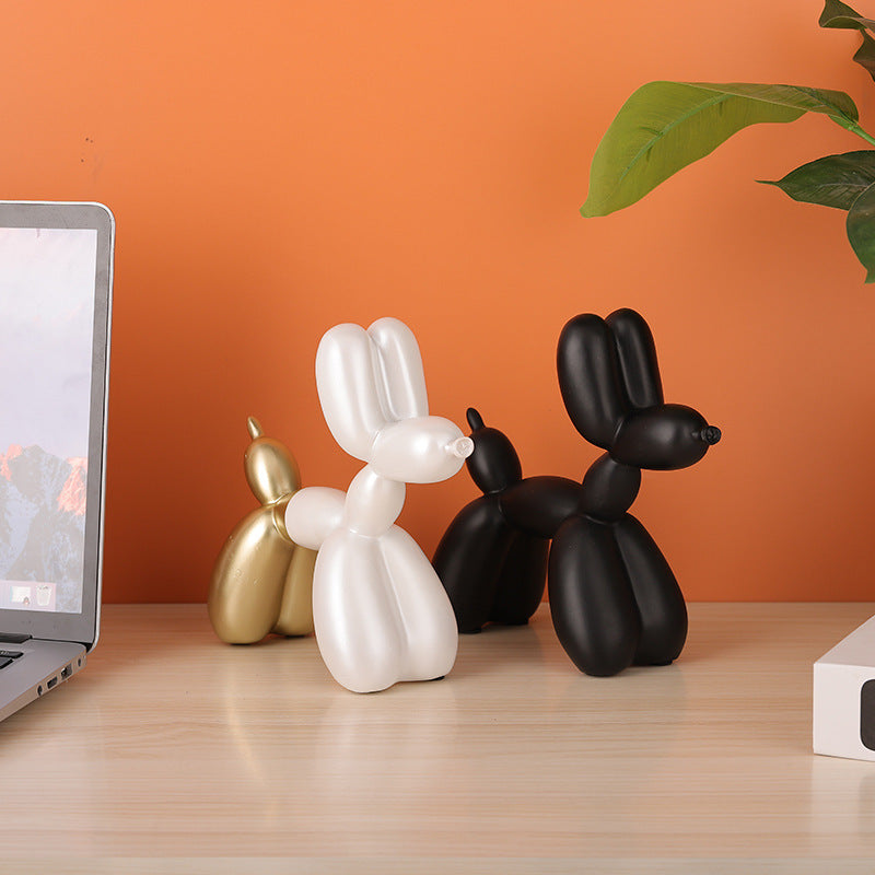 "Unique Nordic style: Creative balloon dog decorations add personality and warmth to your home"