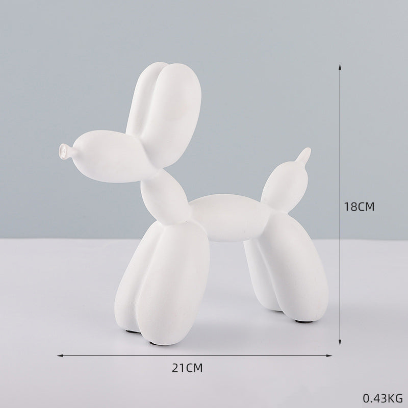 "Unique Nordic style: Creative balloon dog decorations add personality and warmth to your home"