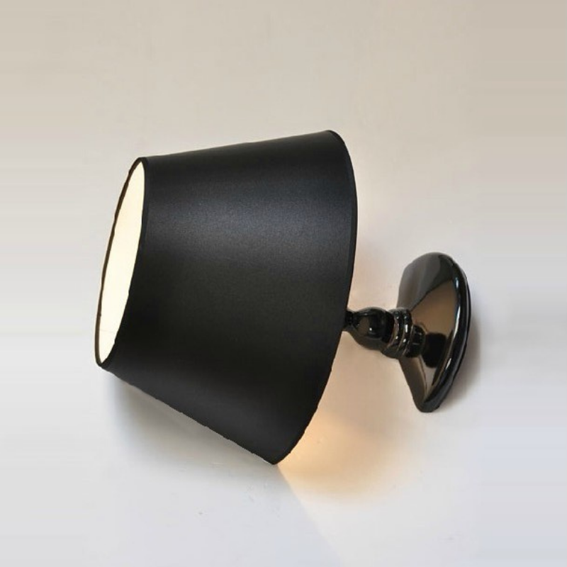 Titanic Table Lamp