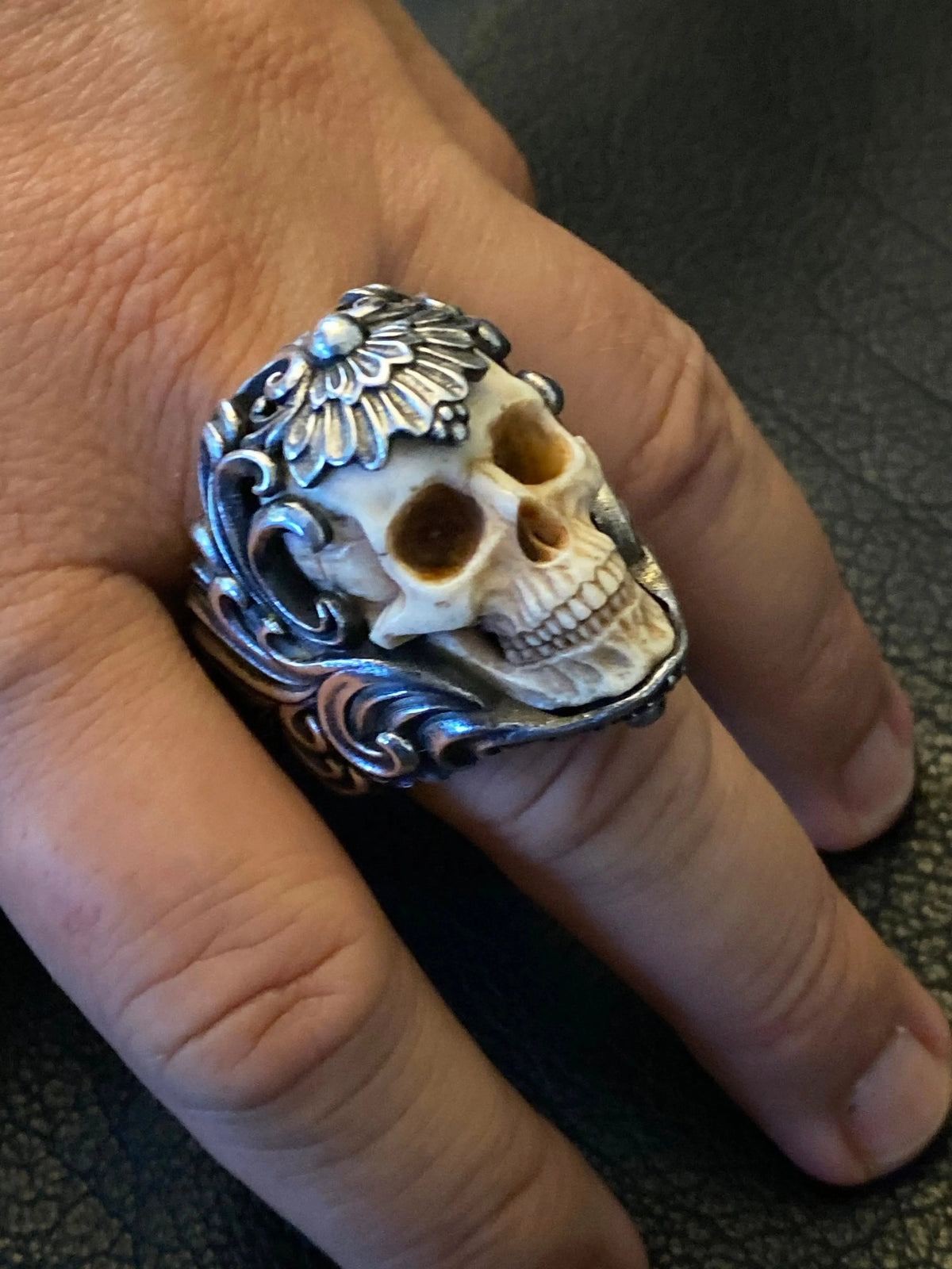 ⏰Vintage Polish Floral Armor Antler Skull Ring