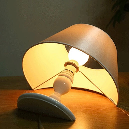 Titanic Table Lamp