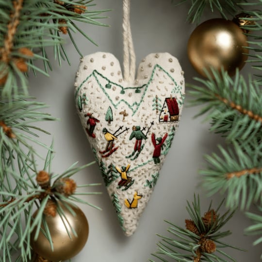 💖DIY Heart Shaped Hand Embroidered Christmas Ornament/Ornament Kit